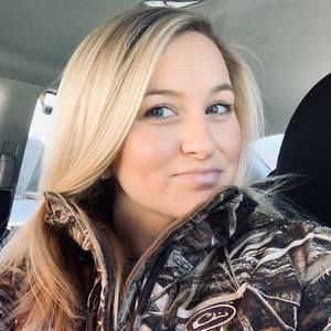 Meet your Posher, Claire